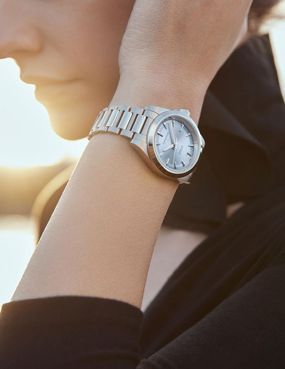 Reloj Conquest para mujer L34304926