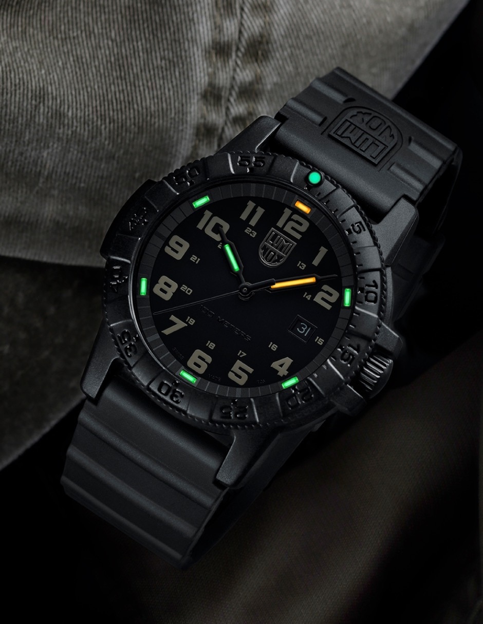 Reloj Luminox Leatherback Sea Turtle 0320 Series para hombre XS.0330