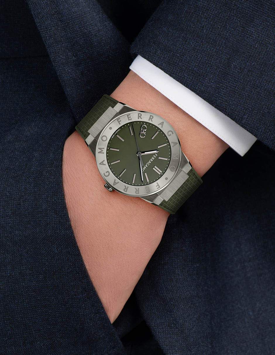 Reloj Sapphire Logo para hombre SFNT00125